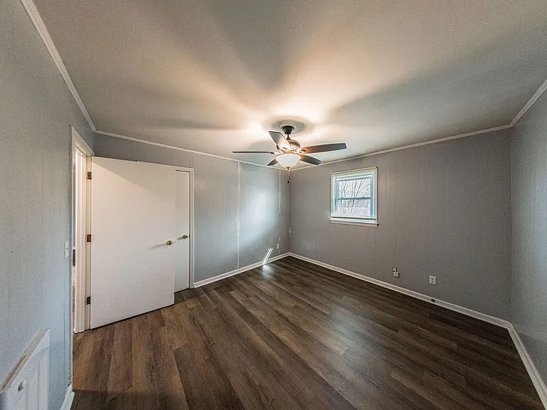 120 Lake Dr #2 — Photo 18