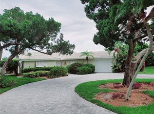 537 Outrigger Ln, Longboat Key, FL 34228