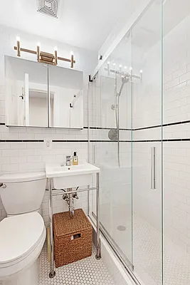 Rented by Compass | media 11