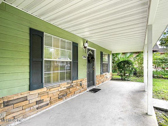 2nd image of 2924 SPENCER Street