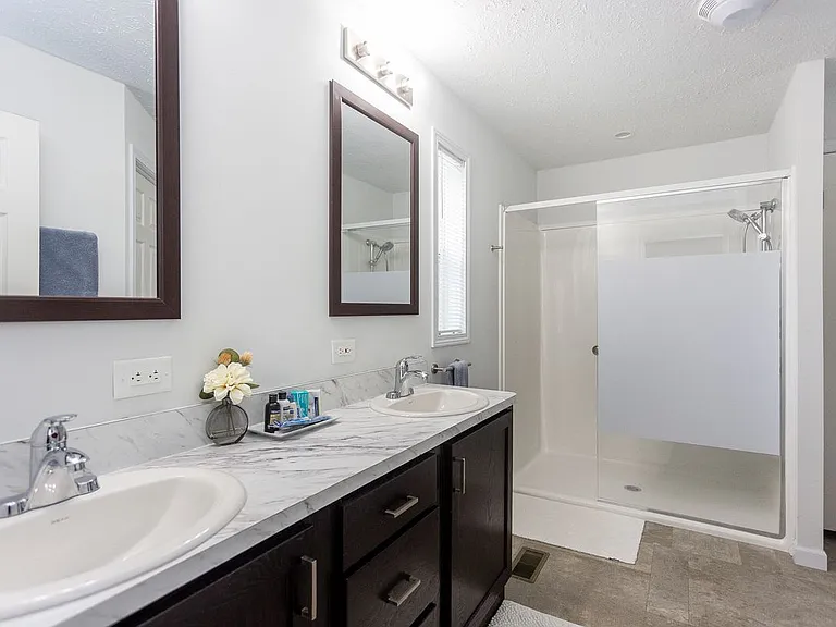 9516 Randolph St — Photo 11