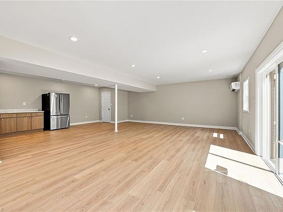 4th image of 3539 New Walkertown Rd