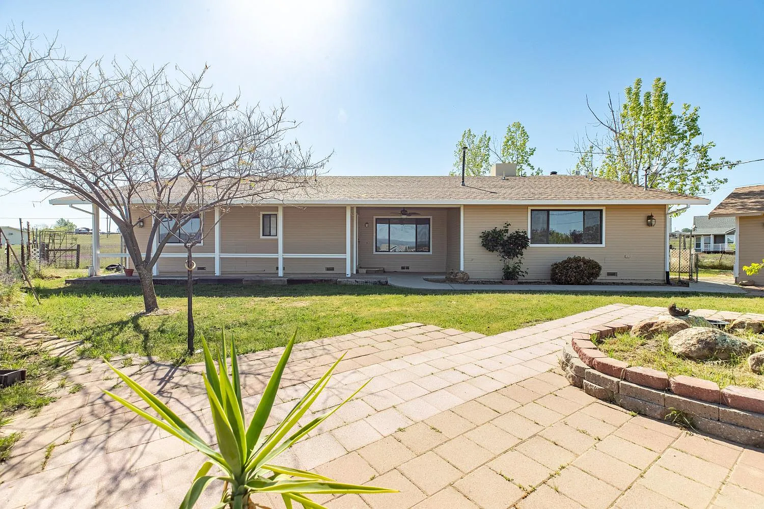 9753 Rastro Way photo 1