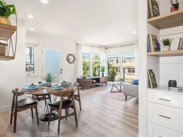 428 25th St, Hermosa Beach, CA 90254