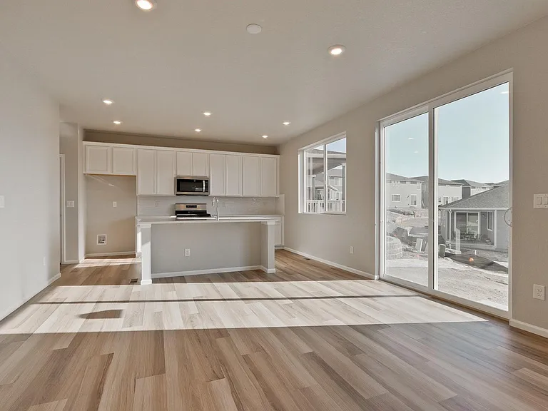 4115 S Netherland Cir — Photo 2