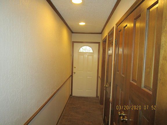 5th image of 3411 Thornton Dr