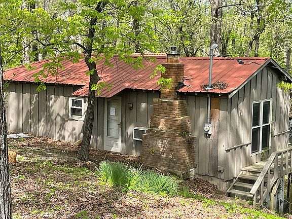3rd image of 846 Denwood Dr