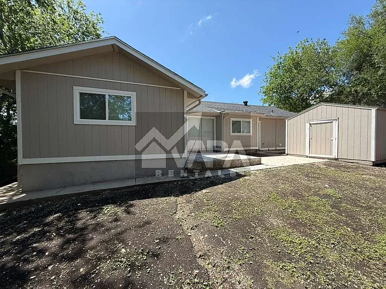 8827 Slumber Ln — Photo 17