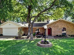 1010 Arlena Dr, Arlington, TX 76012