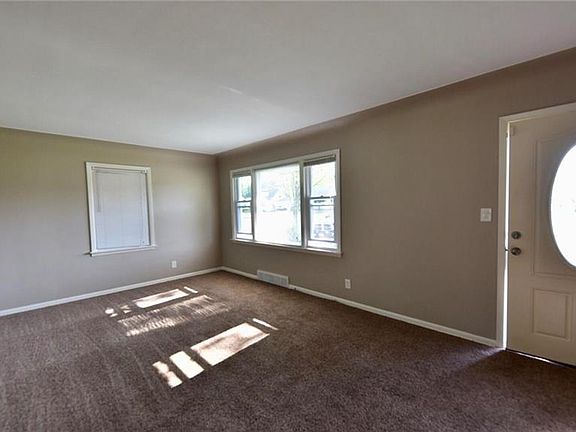 4th image of 133 Dehoff Dr