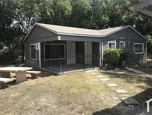 106 Balboa Ave #3