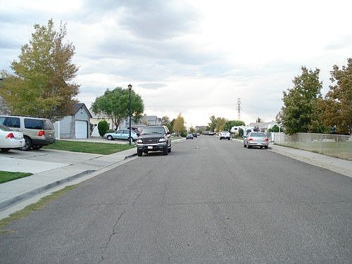 3rd image of 5649 W Hunter Hollow Dr