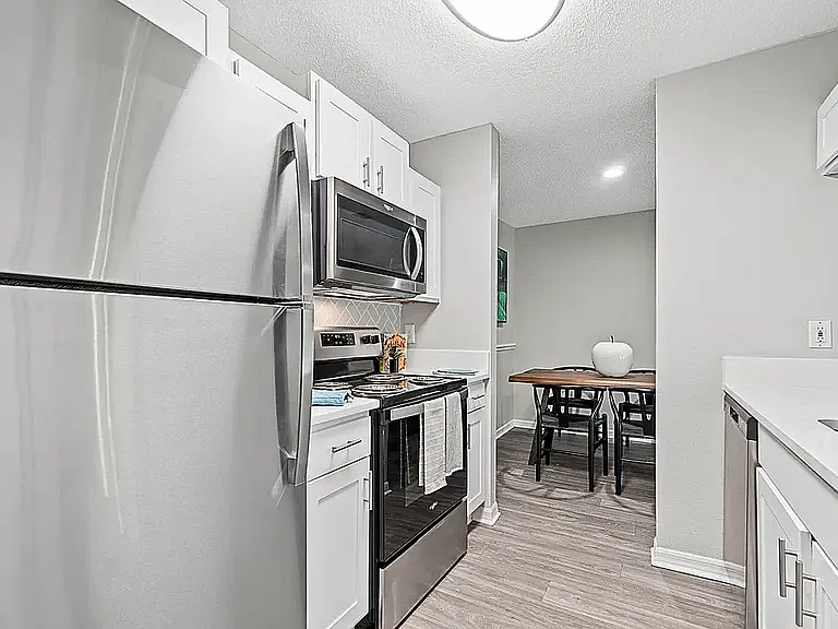 Southside Villas — Photo 2