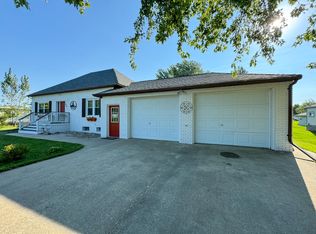 380 Albert St, Cavour, SD 57324