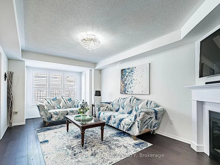 43 Arkwright Dr — Photo 9
