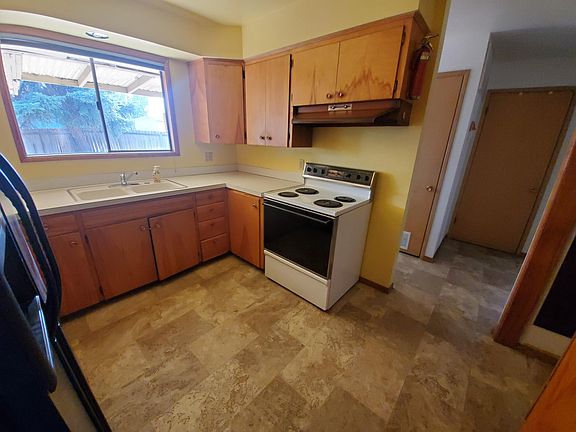 5th image of 2701 W Lincoln Ave #1/2