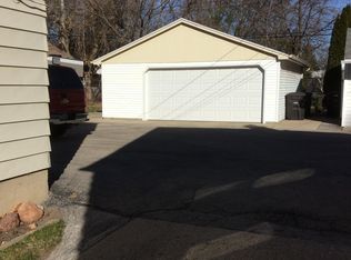 4668 W Crawford Ave, Greenfield, WI 53220