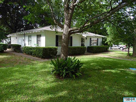 2nd image of 111 W Avenue B