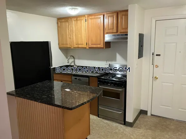 385 Dorchester St, Boston, MA