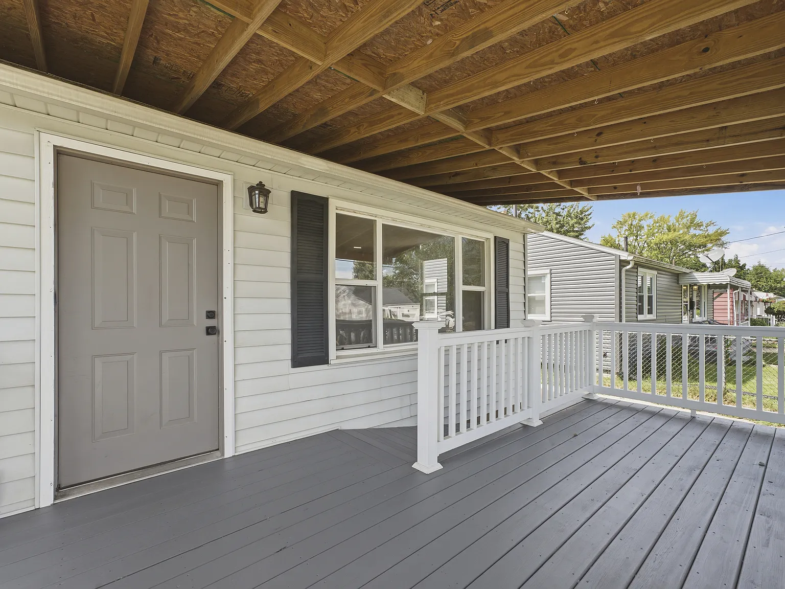 3 bed, 936 sqft, $1,395 — Photo 3