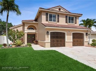 2457 NW 186th Ave, Pembroke Pines, FL 33029