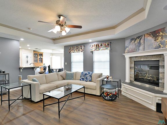 2nd image of 2229 Reese Dr