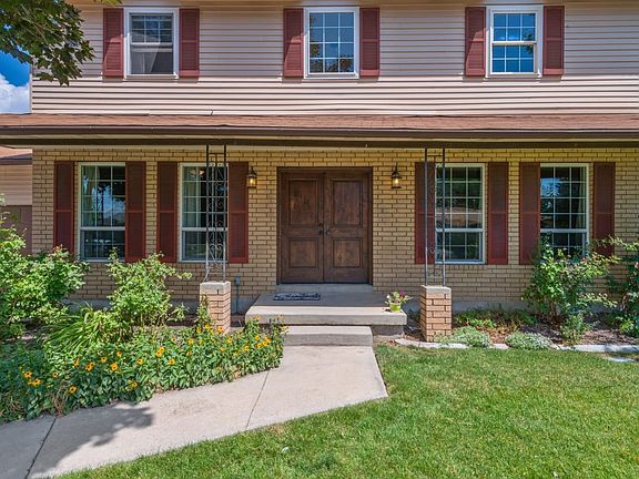 5th image of 801 E Silver Sage Dr