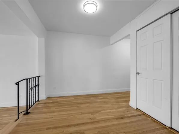 425 East 26th Street image 6 of 16