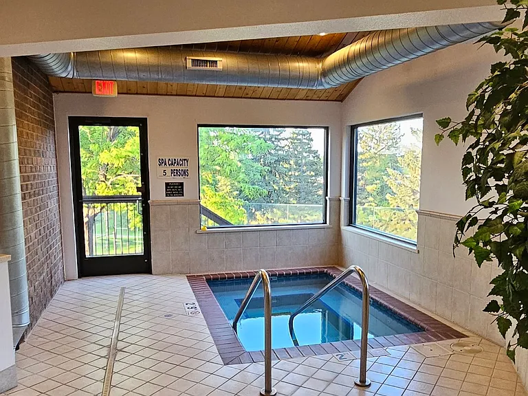 4350 Trenton Ln N #321 — Photo 9
