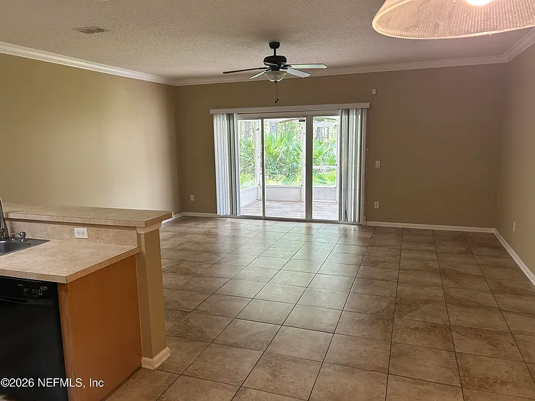 8584 Tower Falls Dr — Photo 5