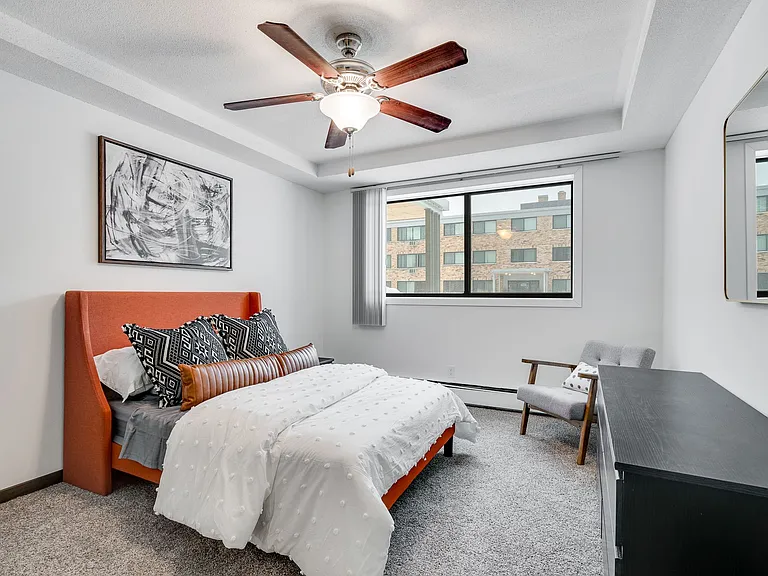 Fine Living at Aquila Park & Royal Park — Photo 6