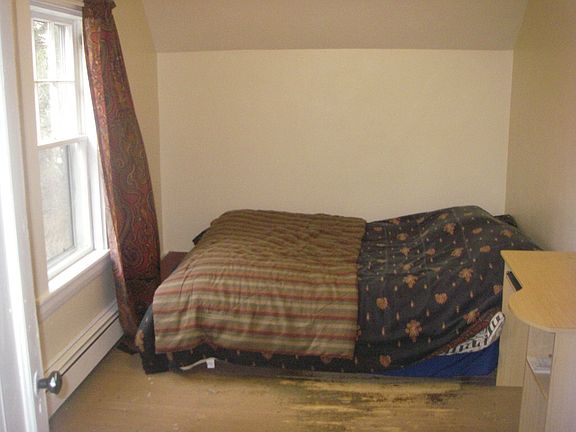 5th image of 9 Mylod St