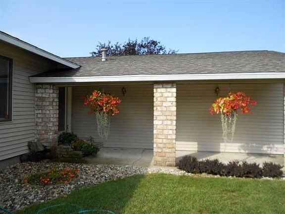 2nd image of 904 Seminole Dr