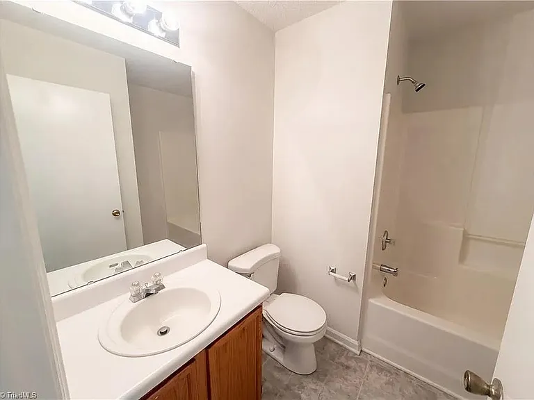4235 Nestleway Ct #4235 — Photo 7