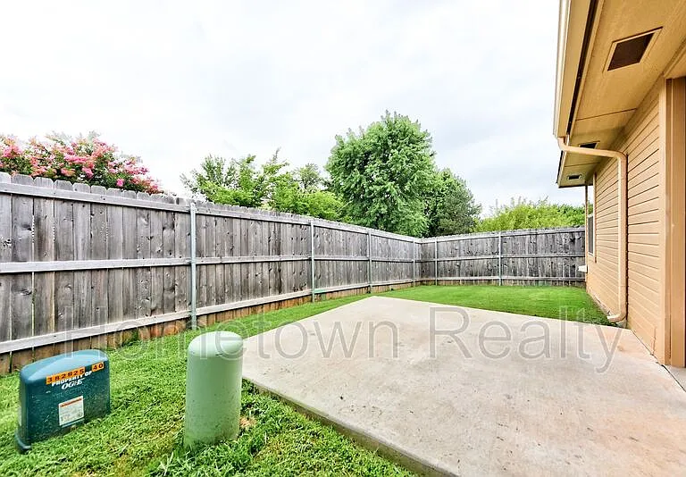 11206 NW 114th St — Photo 34