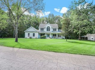 4142 Pinewood Dr, Benton Harbor, MI