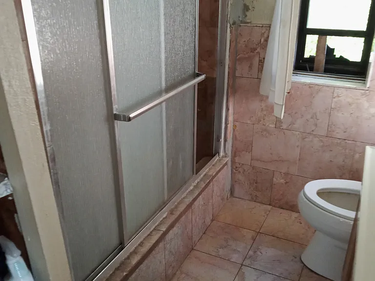 512 N California St — Photo 2
