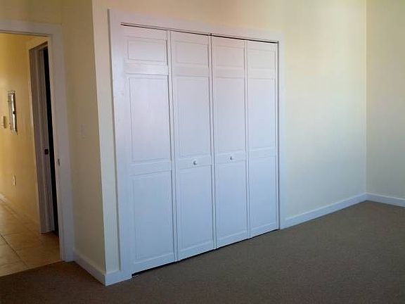 4th image of 140 Highland Ave #2