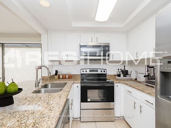 3rd image of 7508 Rocky Point Dr