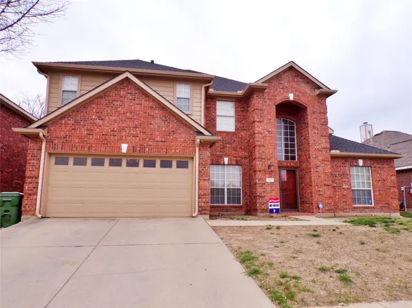 7001 Deer Run Dr, Watauga, TX 76137