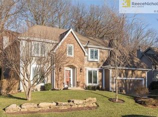 8207 Widmer Rd, Lenexa, KS 66215