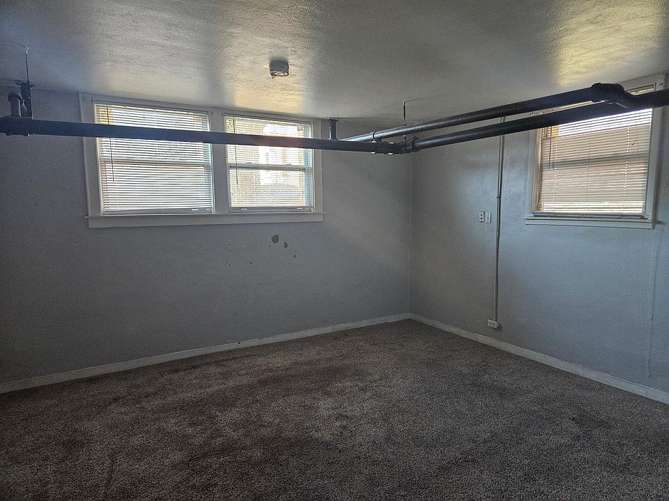 2nd image of 2739 Girard Ave S APT B1