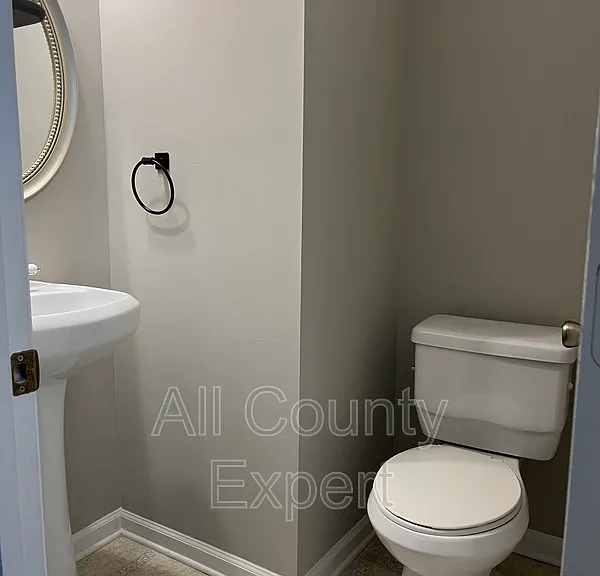5480 Mountain Top Pl — Photo 11