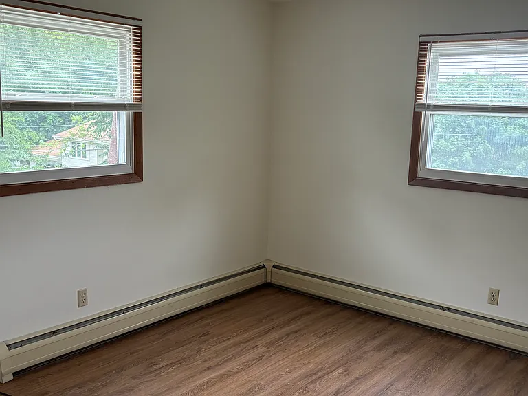146 Cherry St #3E — Photo 8