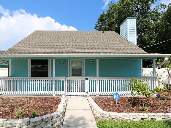 4th image of 6001 S Himes Ave #1/2