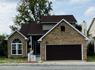 215 Cherry Hill Dr, Hendersonville, TN 37075