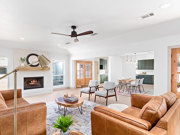 5th image of 5875 Woodway Dr