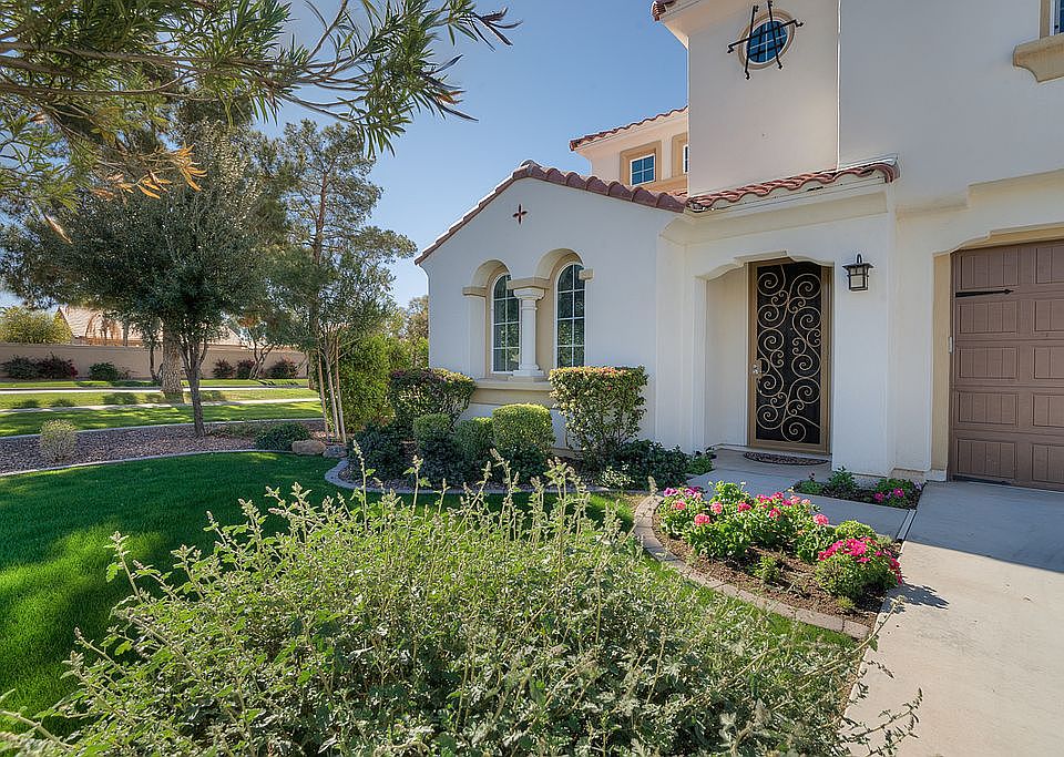 1st image of 2321 W Desert Broom Pl