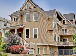 2445 NW Lovejoy St UNIT 3, Portland, OR 97210