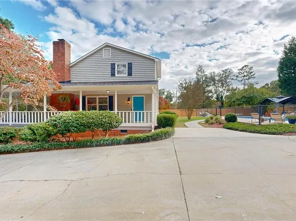 344 Cedarland Dr, Thomasville, NC 27360